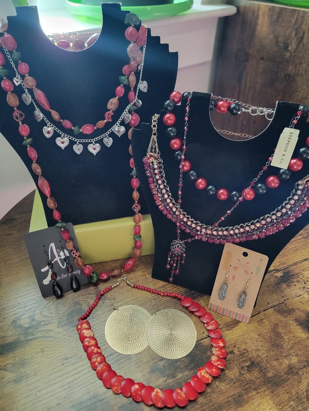 Bundle of jewelry